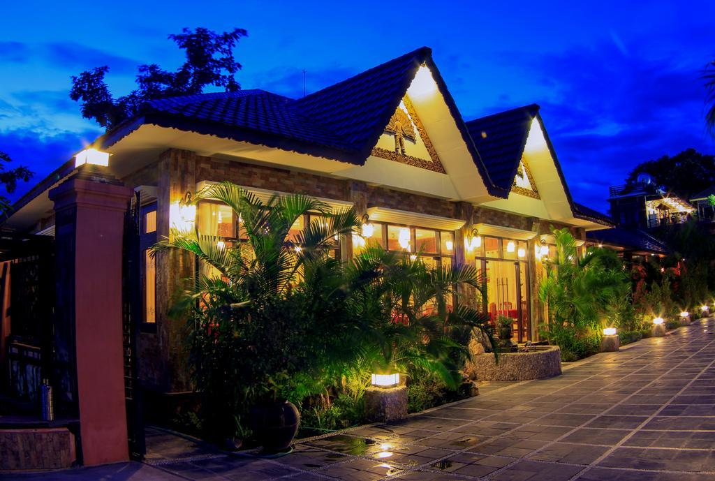 Hotel Brilliant Nyaung Shwe Exterior foto