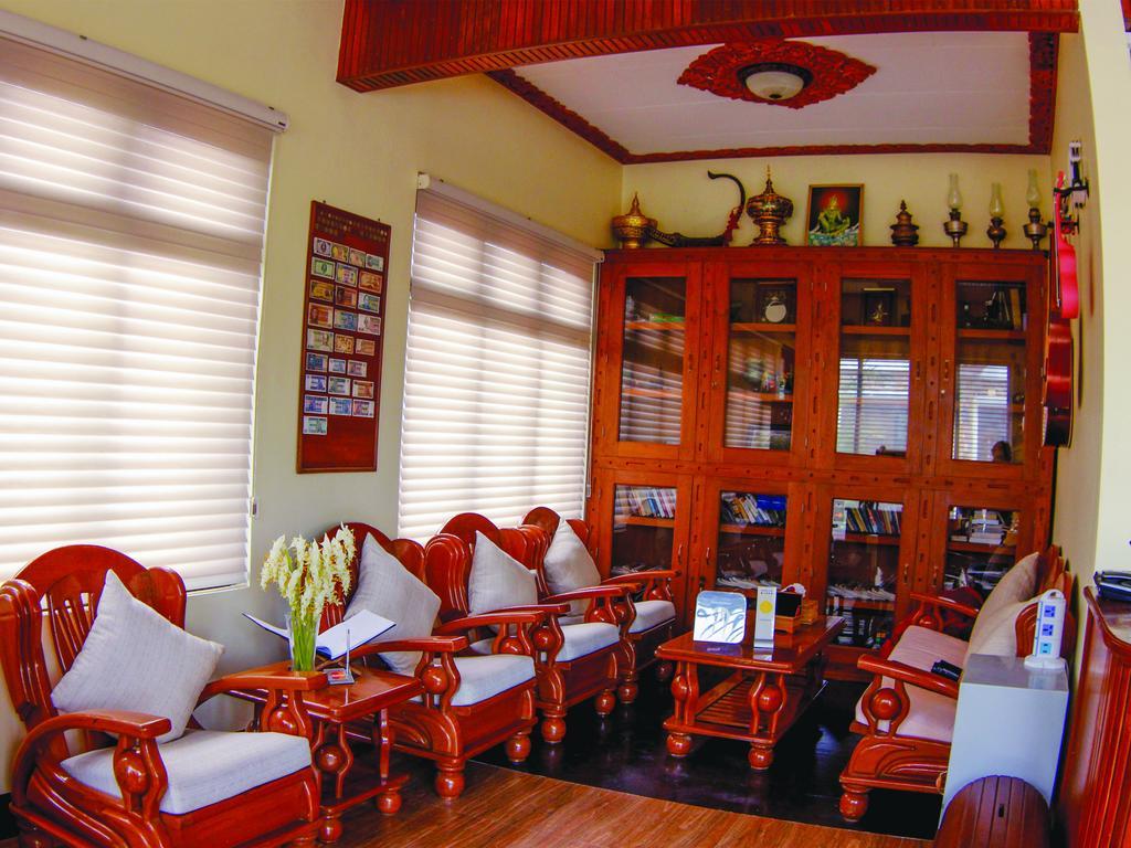 Hotel Brilliant Nyaung Shwe Exterior foto